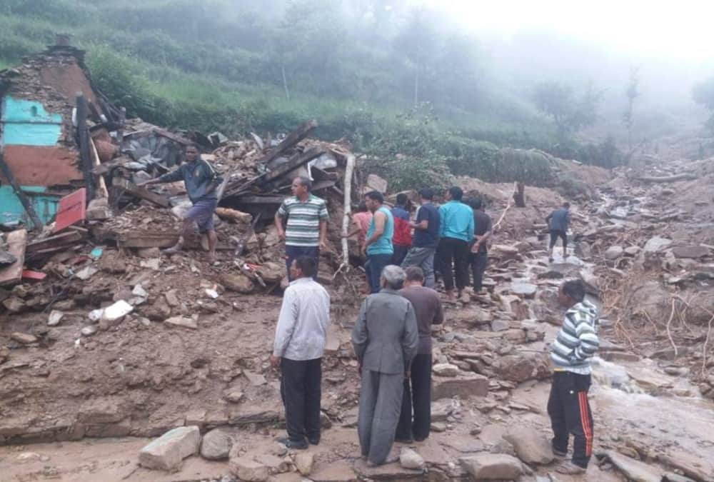 Cloudburst in pauri after heavy rain two house collapse