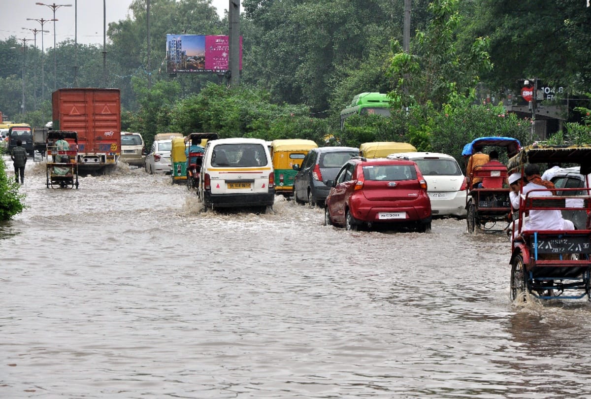 heavy rain will continue in a week at delhi