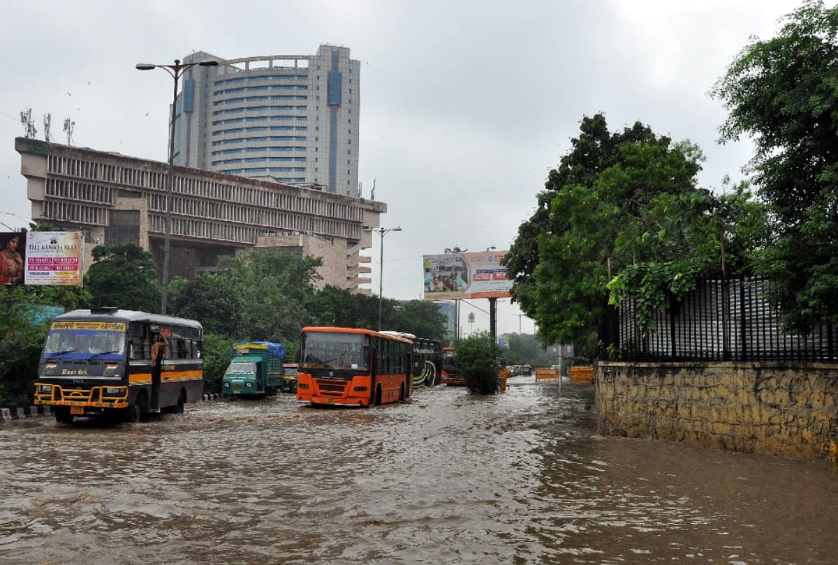 heavy rain will continue in a week at delhi