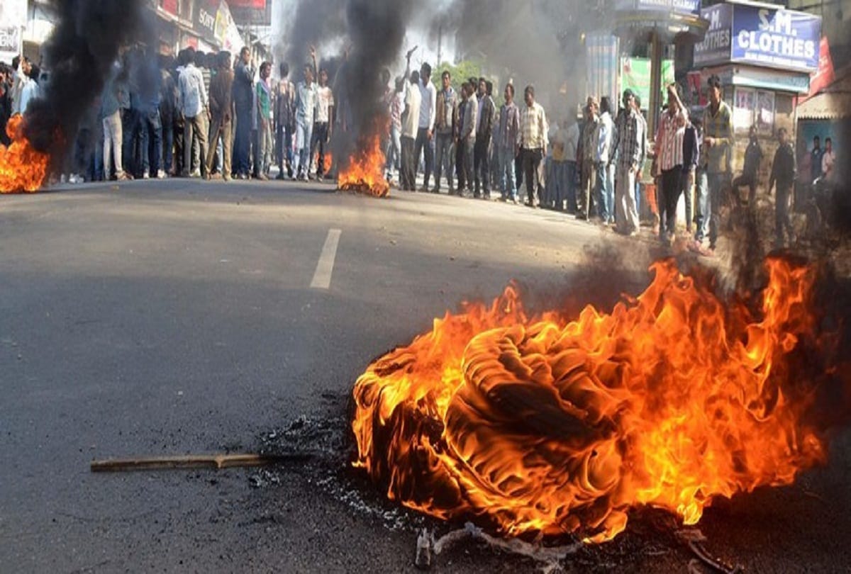 clash between two community in mainpuri