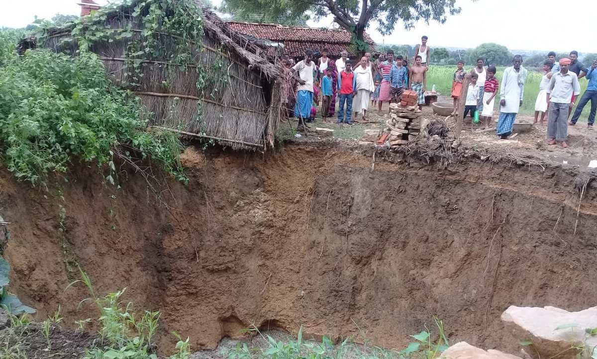 Land go down in mirzapur district of UP