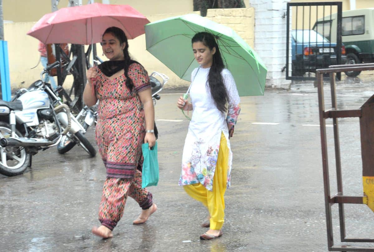 Himachal weather report heavy rain, Two died in state