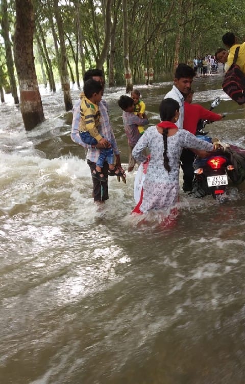 Things like flooding in Solani Uphani, Khadar region
