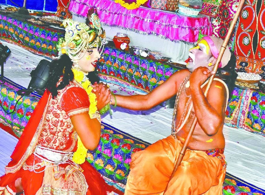 Radhe-Radhe's voice is coming in every way in Mathura