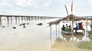 Gaza-Yamuna flowing towards, the Swaz Gate off of Bakshi dam
