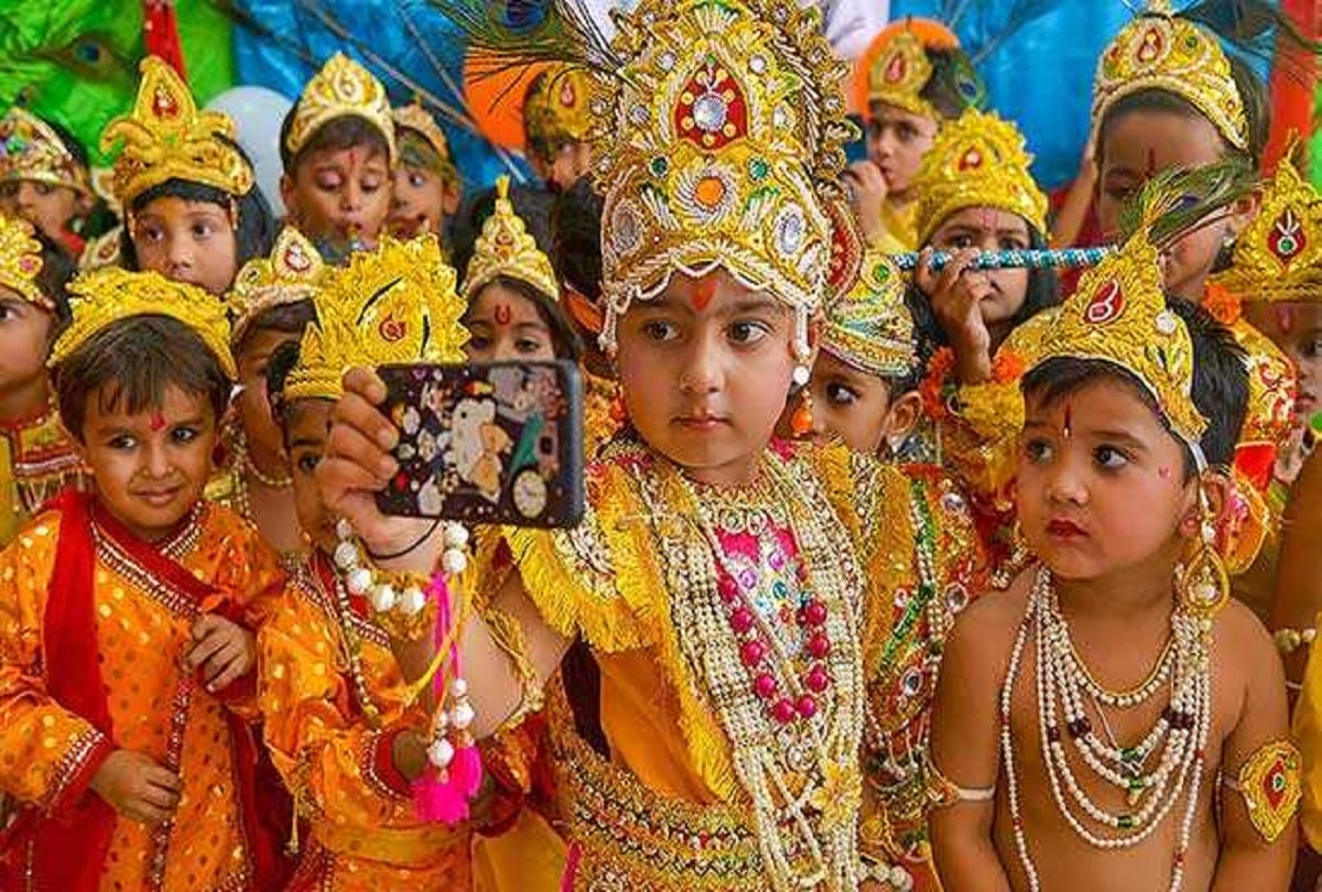 Lord Krishna Birthday Janmashtami Celebration 2018 Live Updates