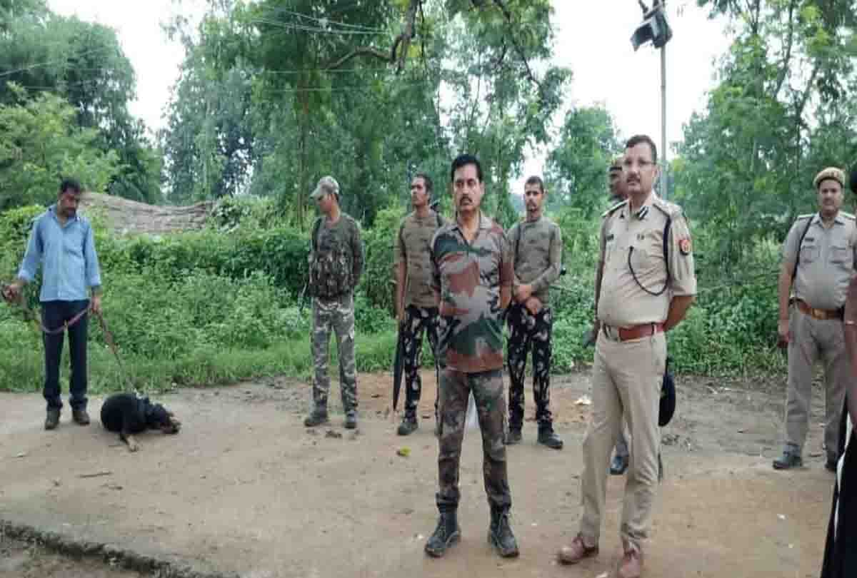 predator looted ganga kaveri express in chitrakoot many passengers injured