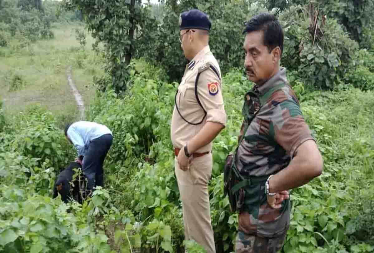 predator looted ganga kaveri express in chitrakoot many passengers injured