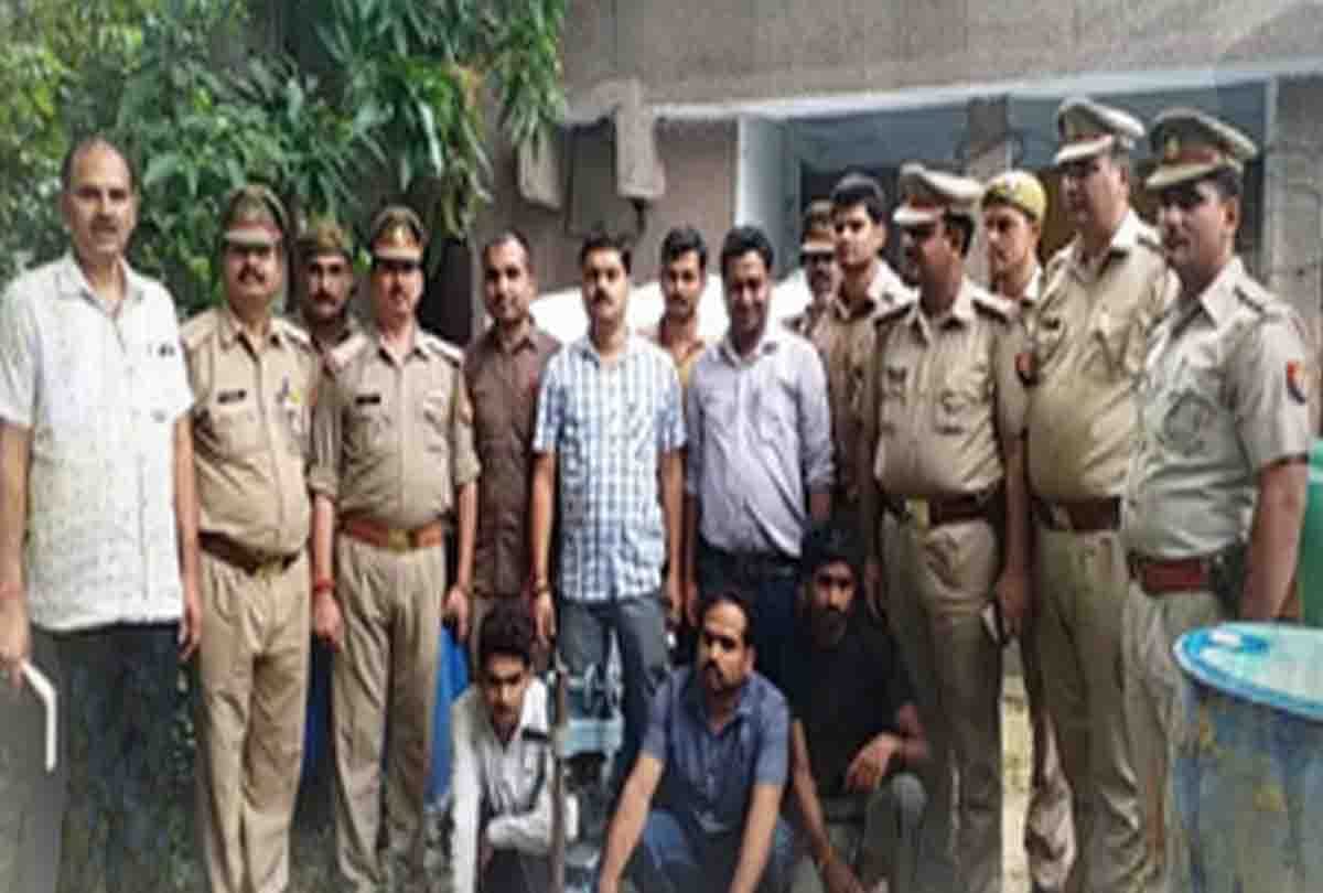 Fake liquor manufacturing factory seized in etawah