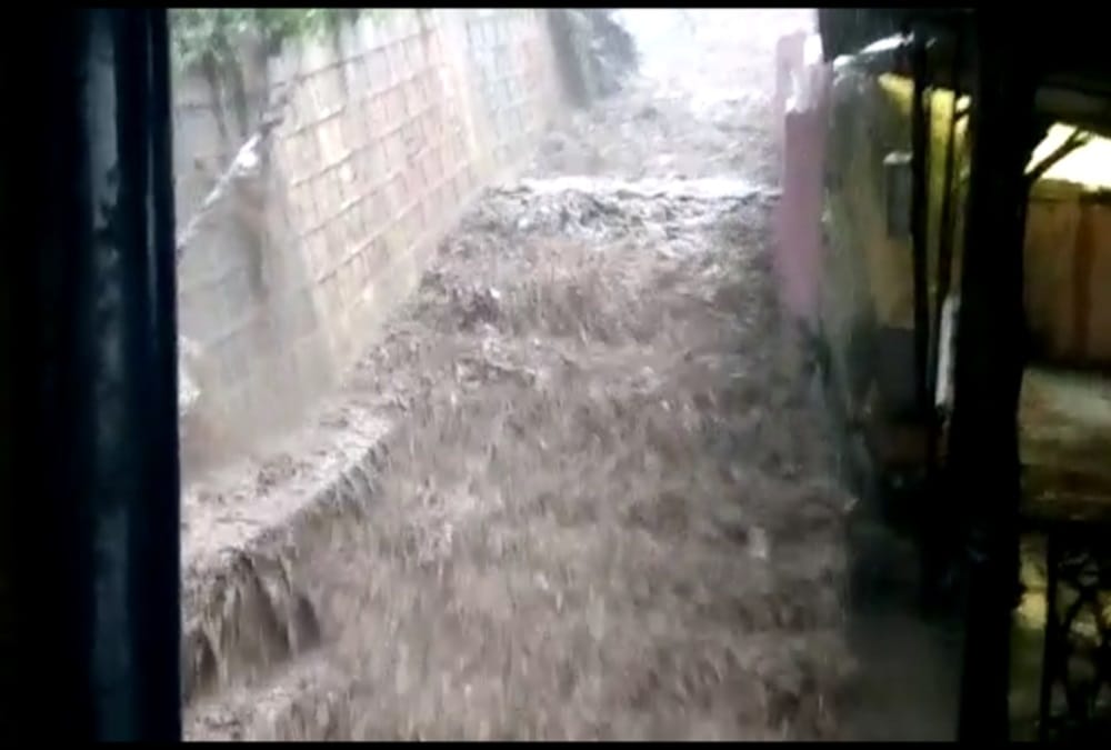 kempty fall closed for tourist overflow and flood photos
