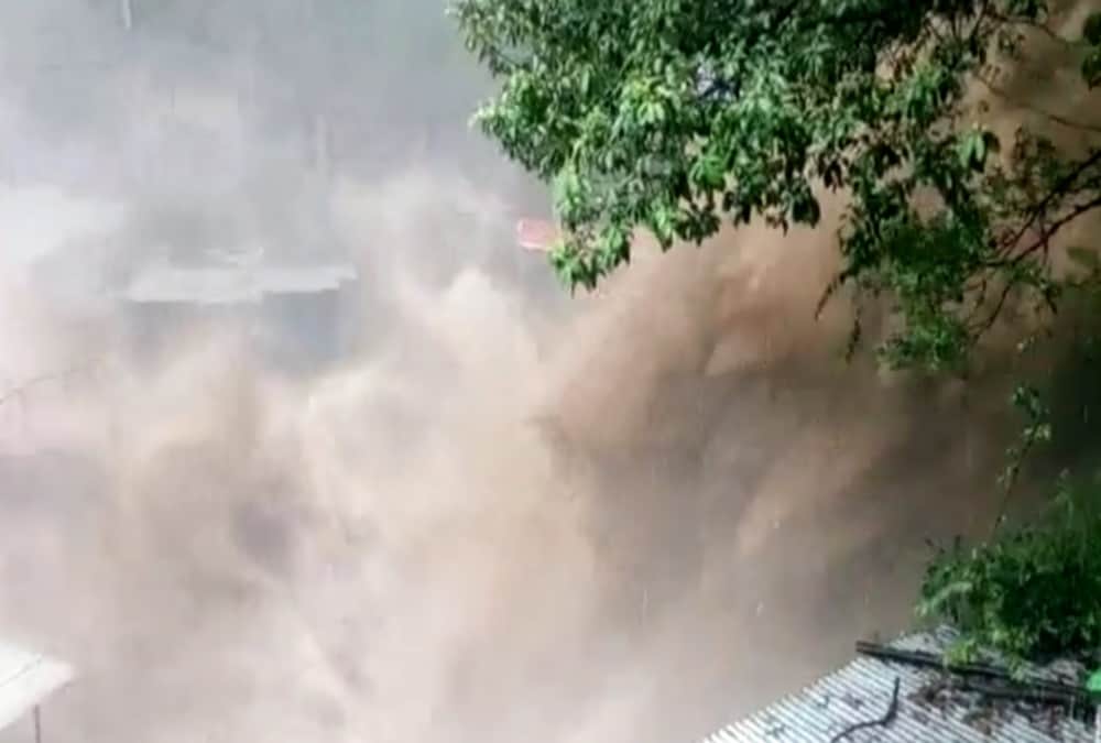 kempty fall closed for tourist overflow and flood photos