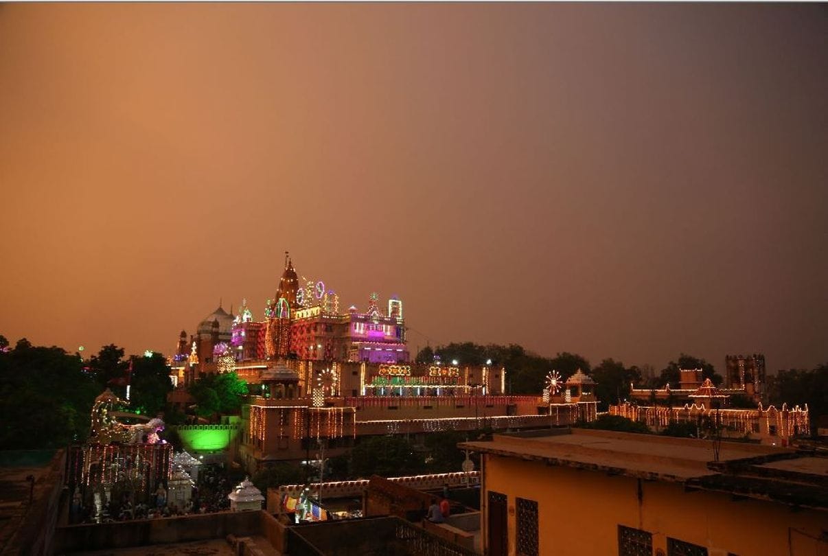 Temple has been decorated for Krishna Janmotsav in Mathura-Vrindavan