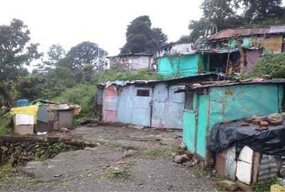 Mountain collapse in nainital people migrate to other place