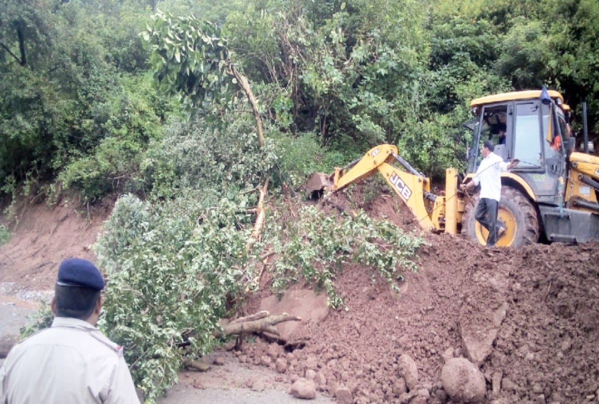 rainfall will continue in lower and mid hills of himachal