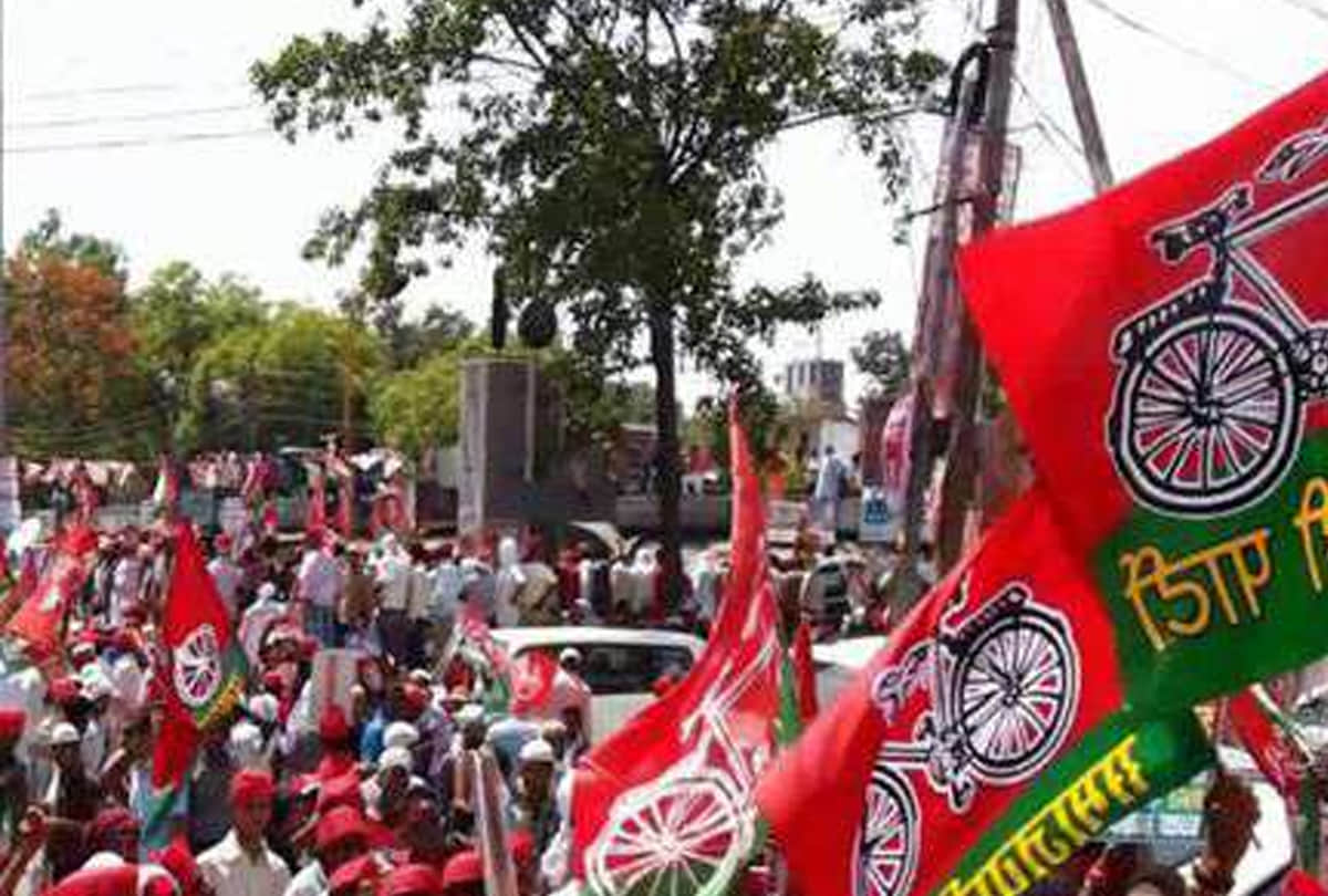samajwadi party cycling Travel rest under BJP leader's roof