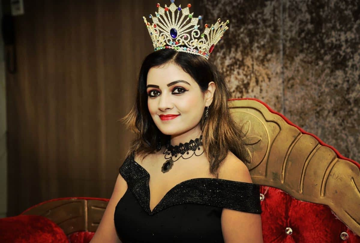 Soumya Sharma Crowned as Mrs India Galaxy 2018