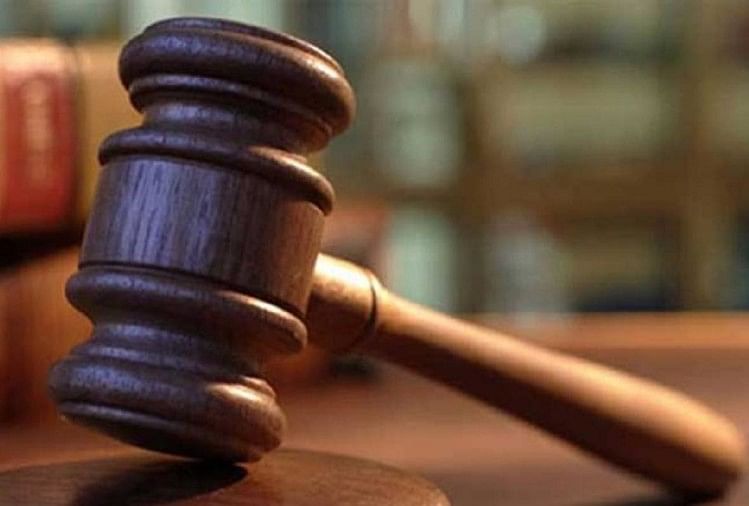 SC: ओबीसी आरक्षण 14 से बढ़ाकर 27 फीसदी करने के मामले में एमपी सरकार को नोटिस, सुप्रीम कोर्ट ने तबल किया जवाब