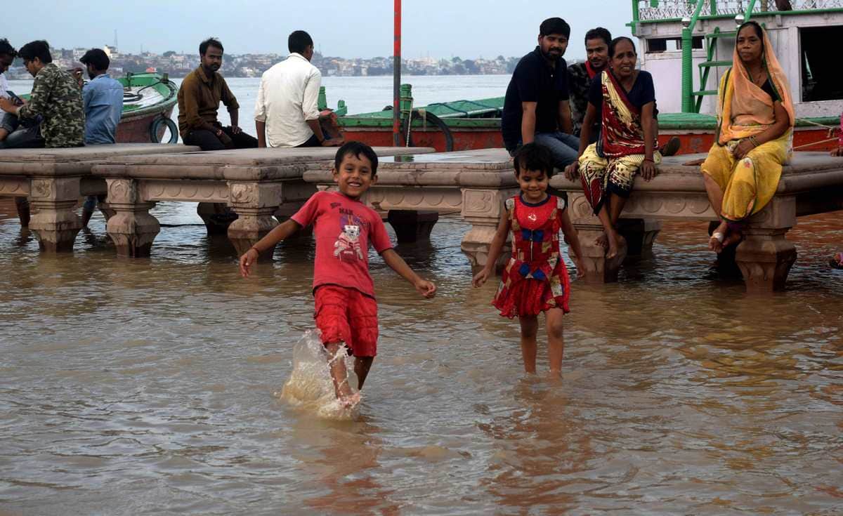 Varanasi ganga ghat cleaning started