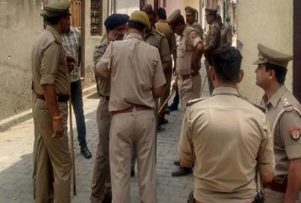 ghaziabad doble murder case Clues found from footage, police are looking for three laborers