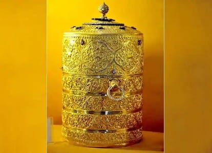 nizam tiffin box recovered, had been stolen with many antiques from heh nizam museum hyderabad