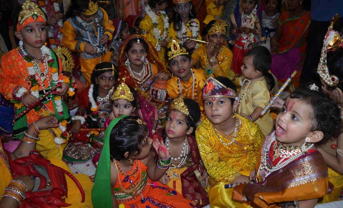 Shri krishna janmashtami celebration second day in varanasi