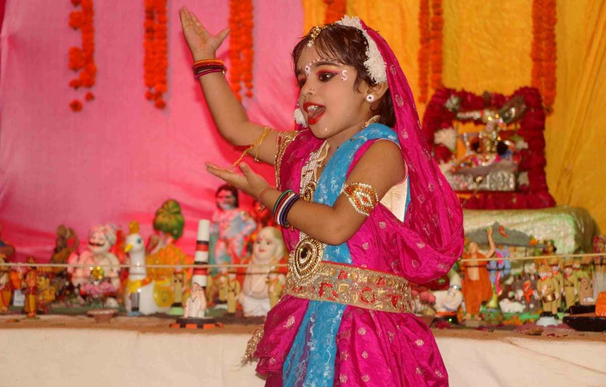 Shri krishna janmashtami celebration second day in varanasi