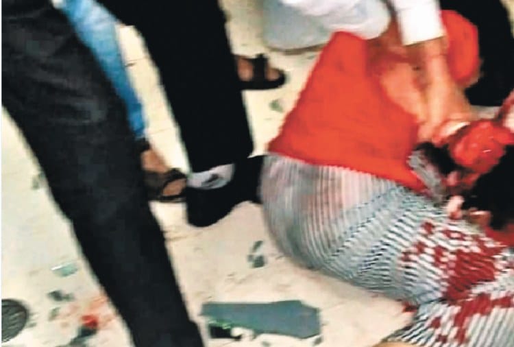 Lady Suicide Attempt in GMSH 16 Chandigarh