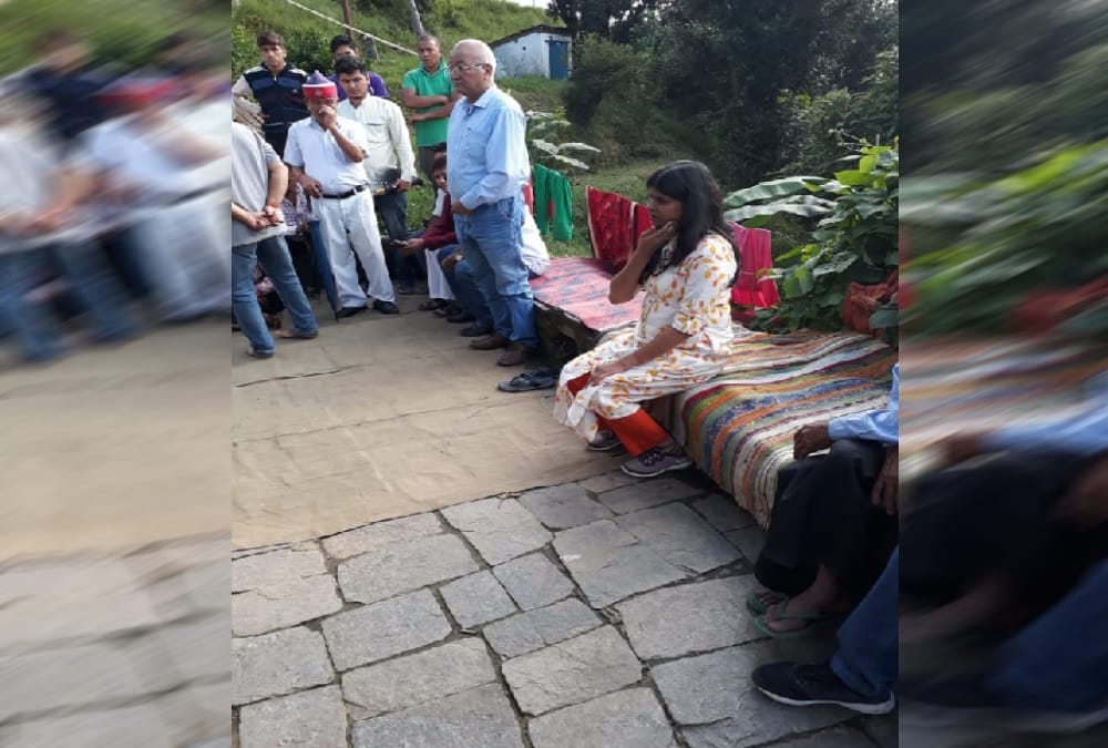Leopard killed Four Years old girl Dm Crying on her funeral