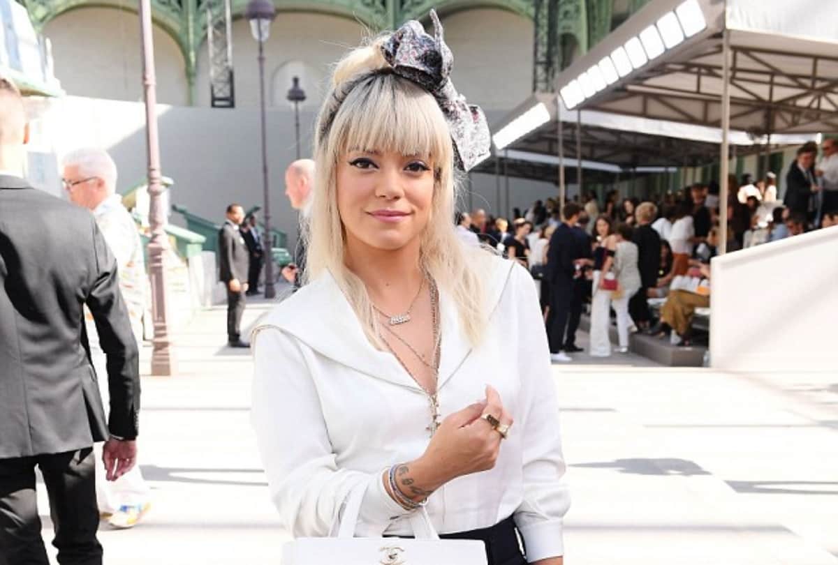 Lily Allen admits she made physical relationship with female escorts
