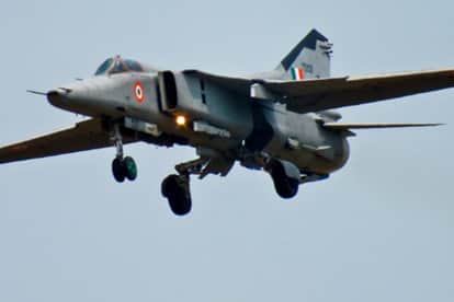 India China border Latest News: Indian Army Fighter plane Fly on china border for security check