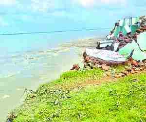 Eight more houses drowned in Ghagra