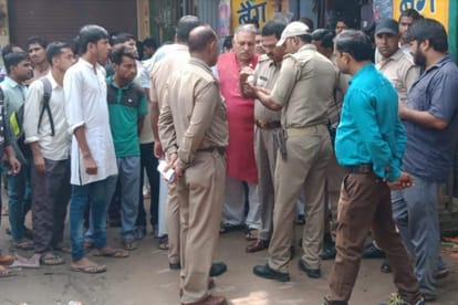 UP: Badmash gun shot a student of eleventh class in shamli