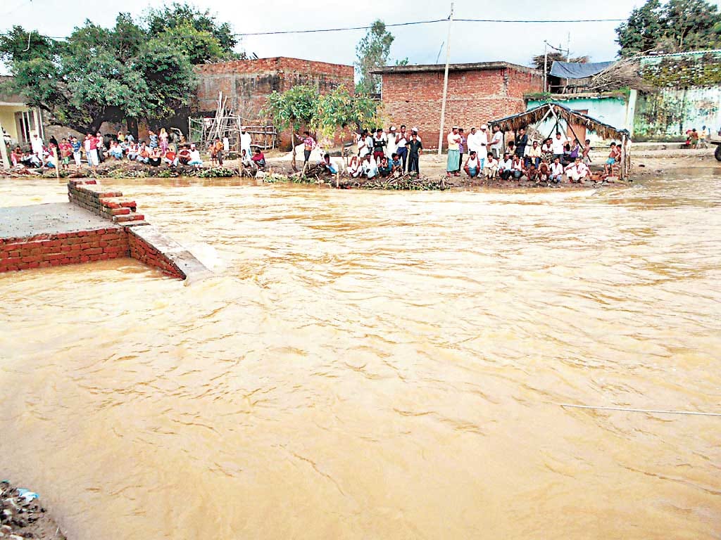 water level increases in ramganga