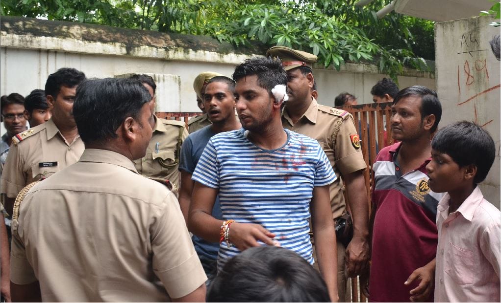 Firing between student groups in loyers Colony