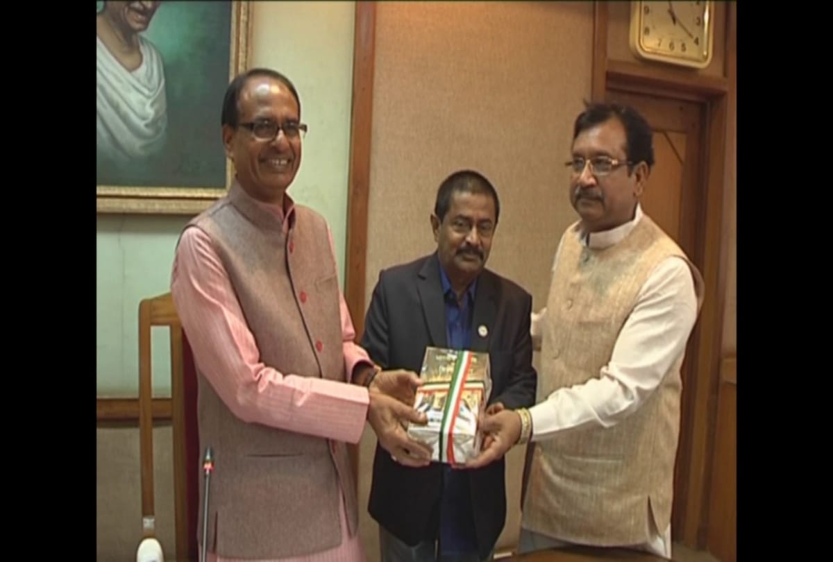 Madhya Pradesh: Minister Kunwar Vijay Shah controversial statement on teachers day