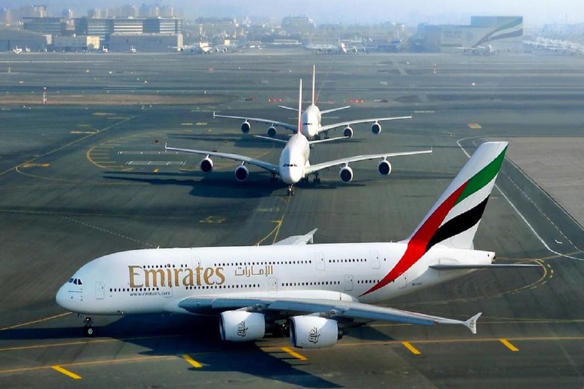 emirates cuts down manpower and salary cut of employees upto 50 percent