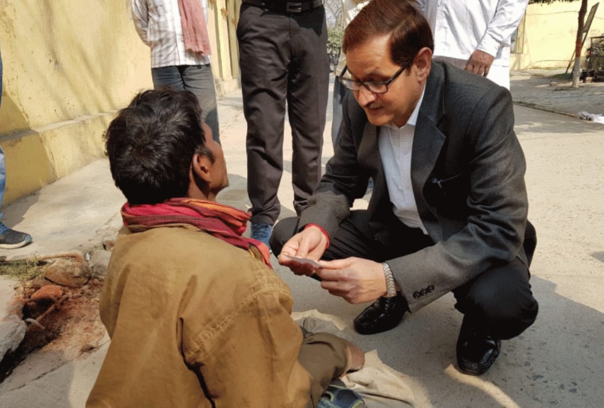 Faizabad DM cremated unknown old woman