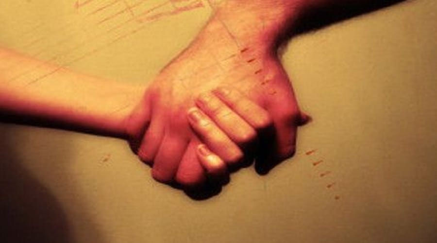 Lovers couple committed suicide by poison, and police is engaged in investigation