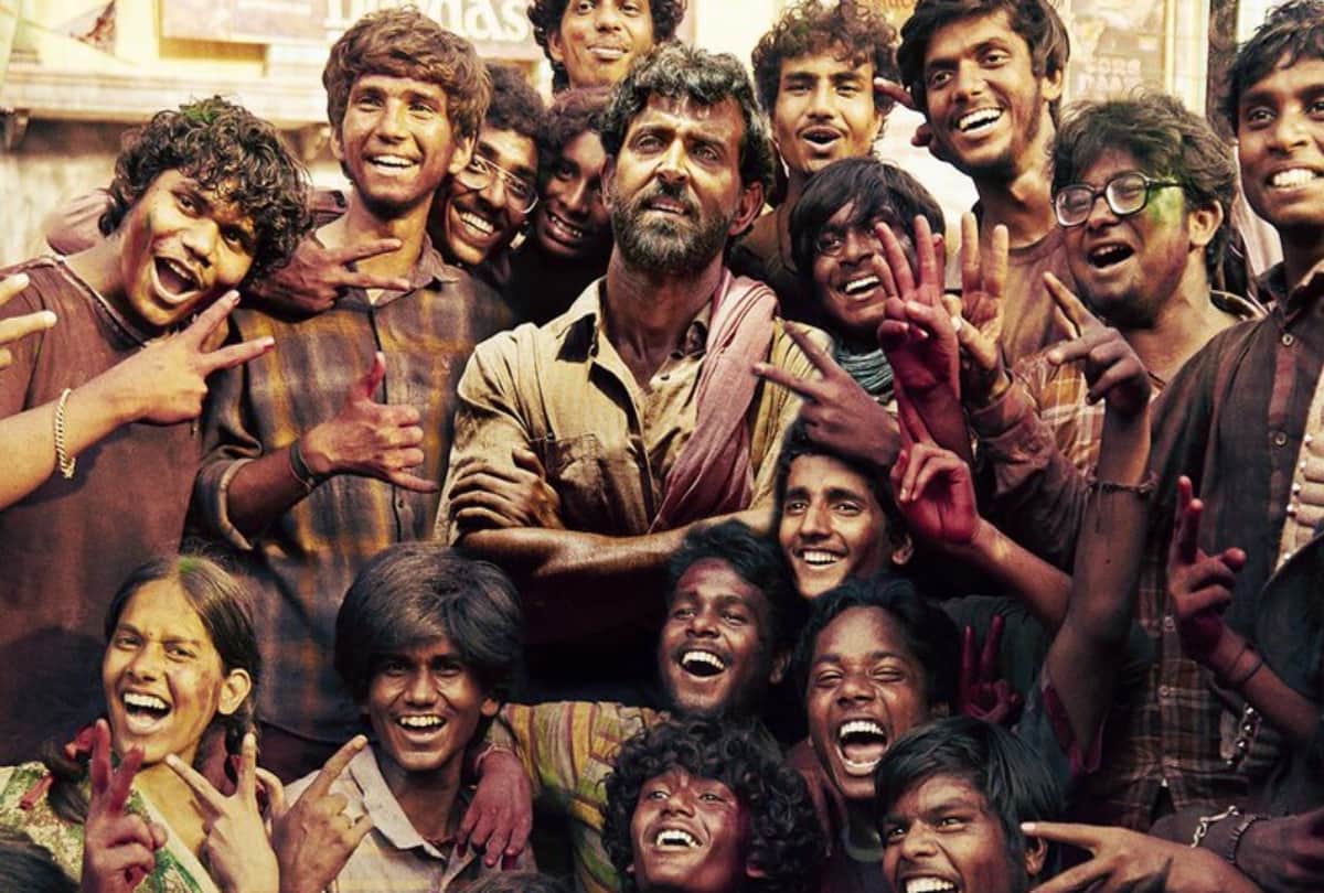 Hrithik Roshan film Super 30 first look has been released