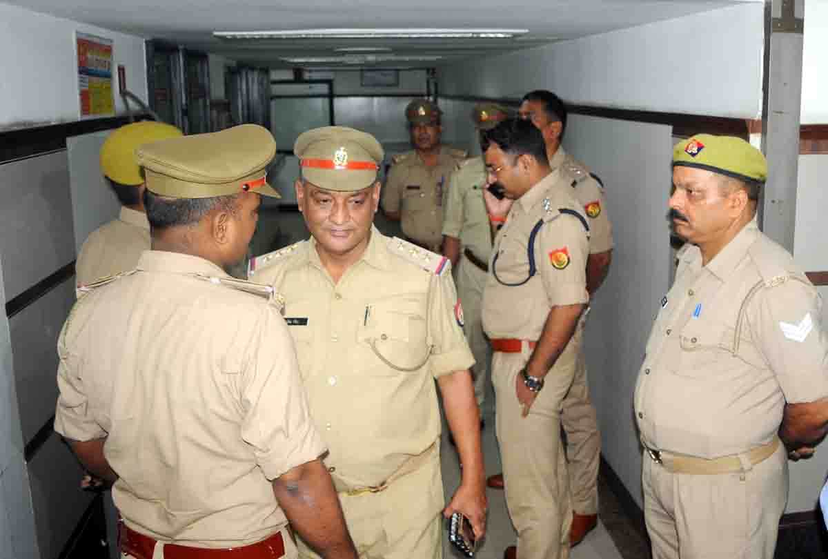 sp Surendra Kumar Das tried to commit suicide admitted in hospital