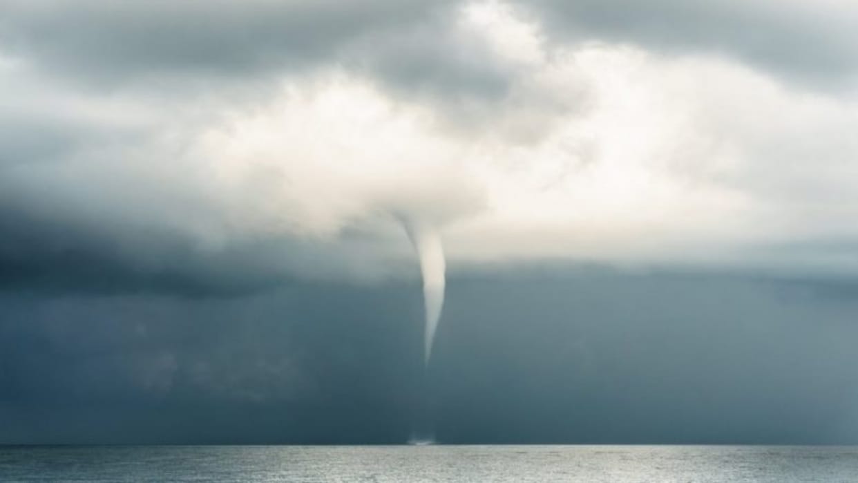 typhoon 'jebi' outbreak in Japan badly, disaster killed 9 people and wounded thousands