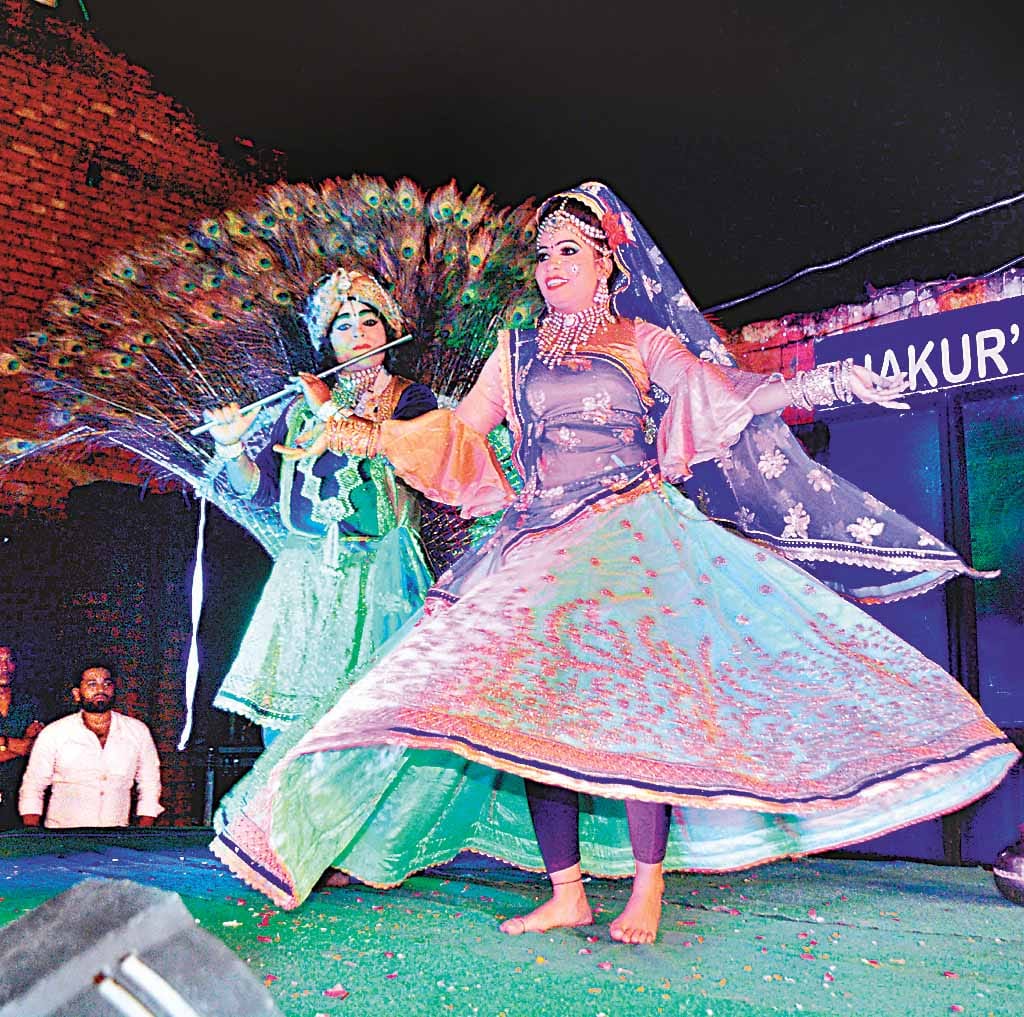celebrate phooldol shobhayatra.