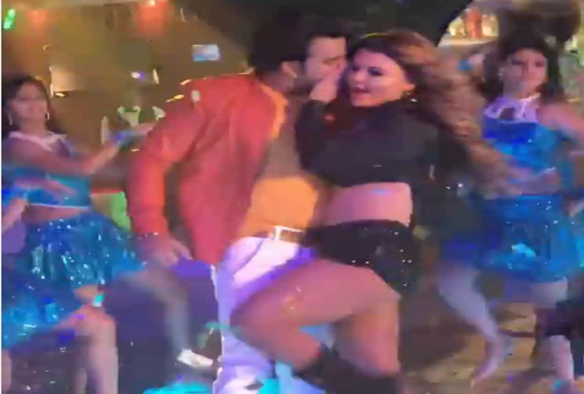 rakhi sawant dance on bhojpuri song with pawan singh