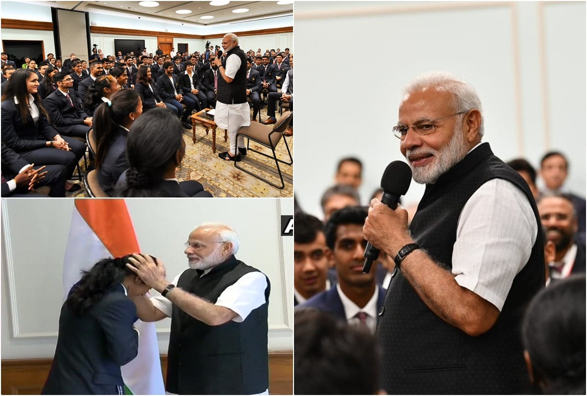 PHOTOS: PM Modi meets Asian Games medal winners, congratulates them for top performances