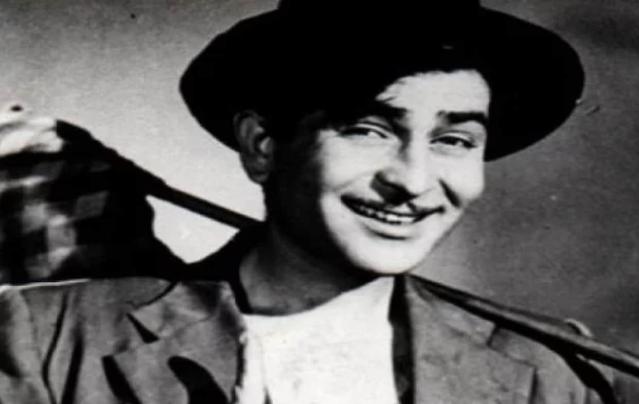 Raj Kapoor born in Pakistan,  first Nude Scene was seen in the film