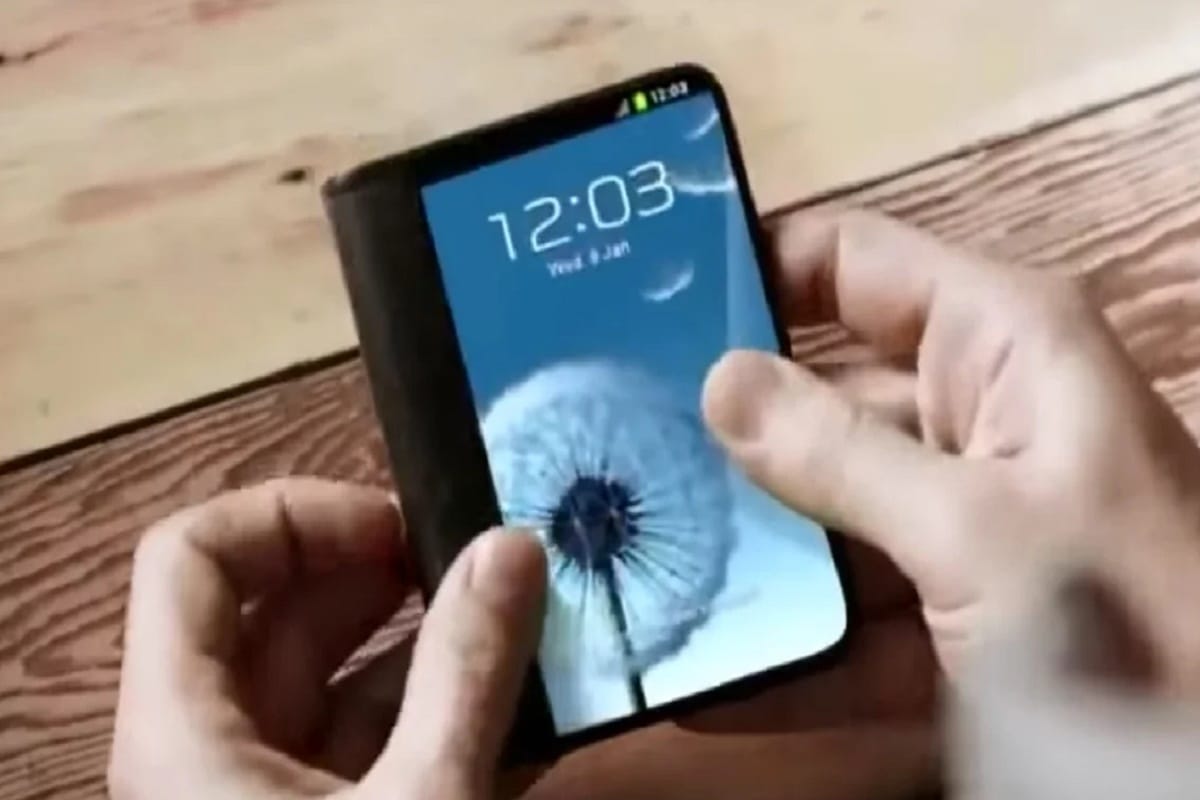 Samsung First Foldable Smartphone to be Launch in November this year: DJ Koh