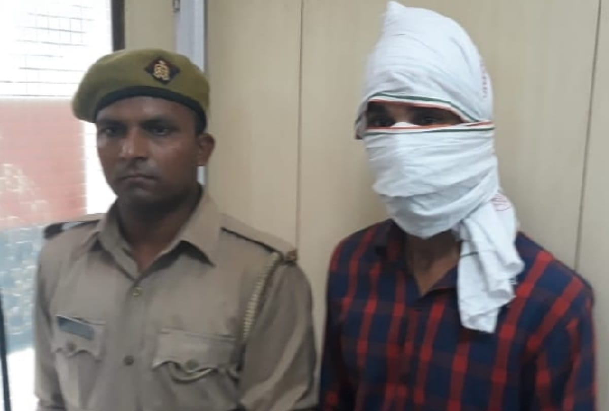 prostitution case minor and three young women rescued in Guest house at noida