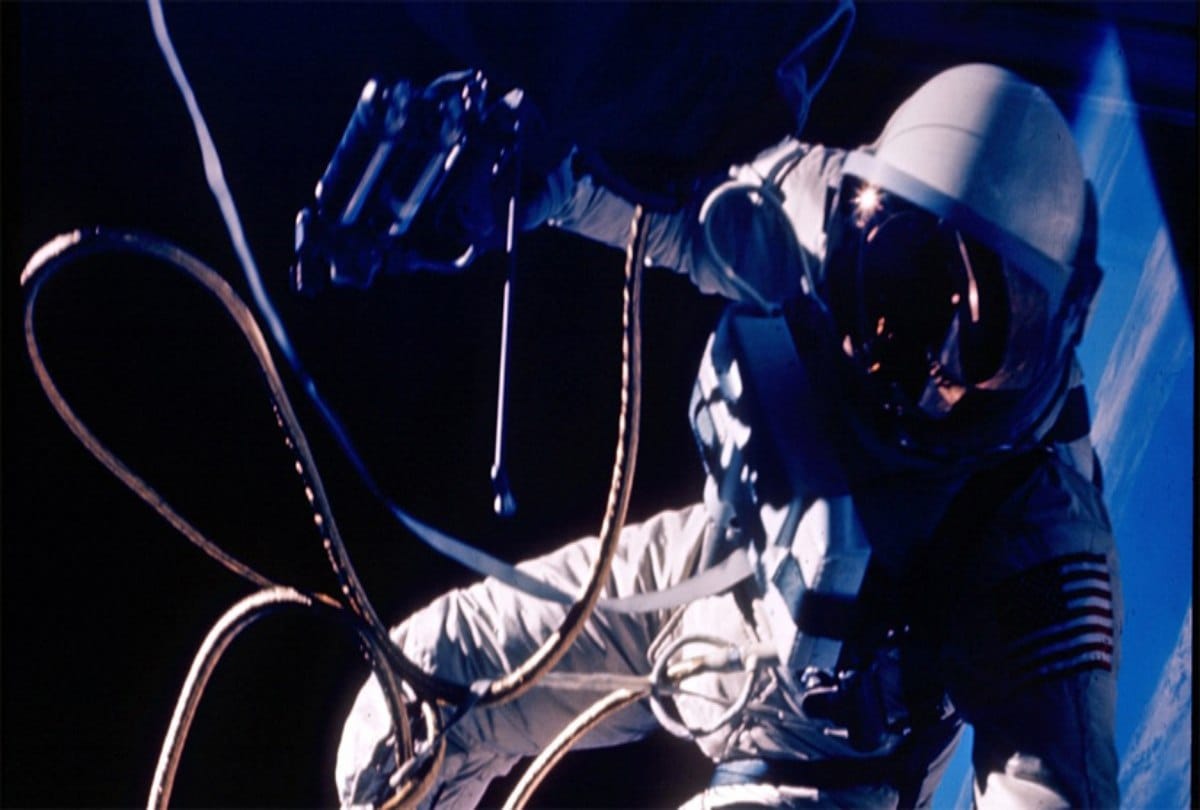 Japan develop a space elevator
