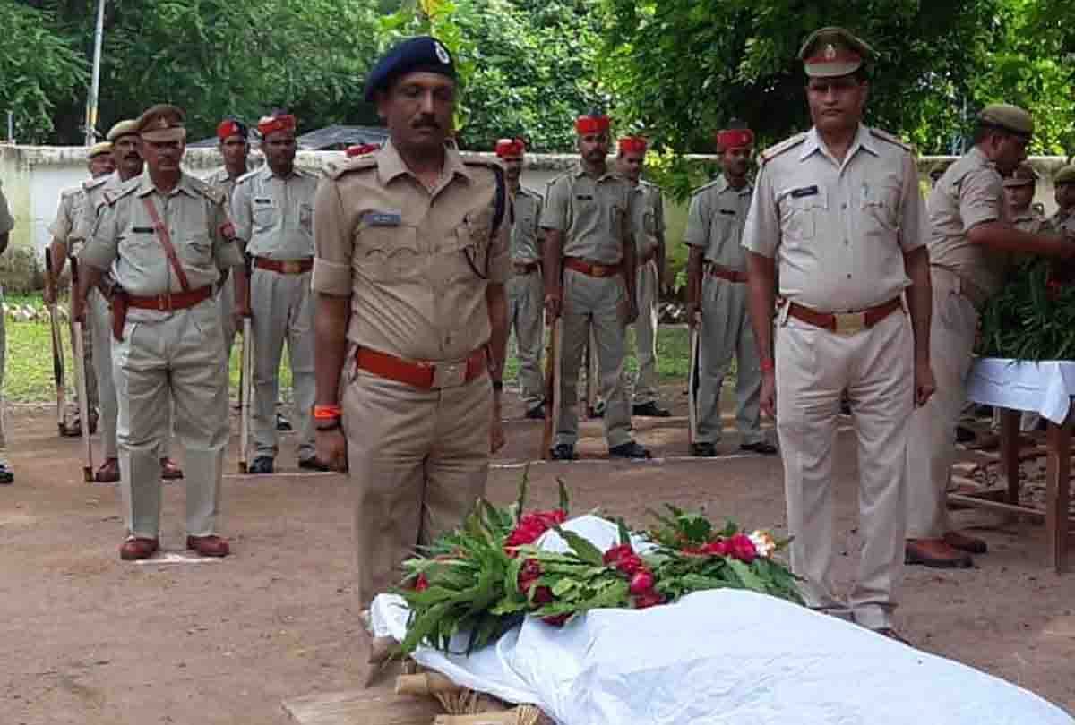 Woman constable death case banda district