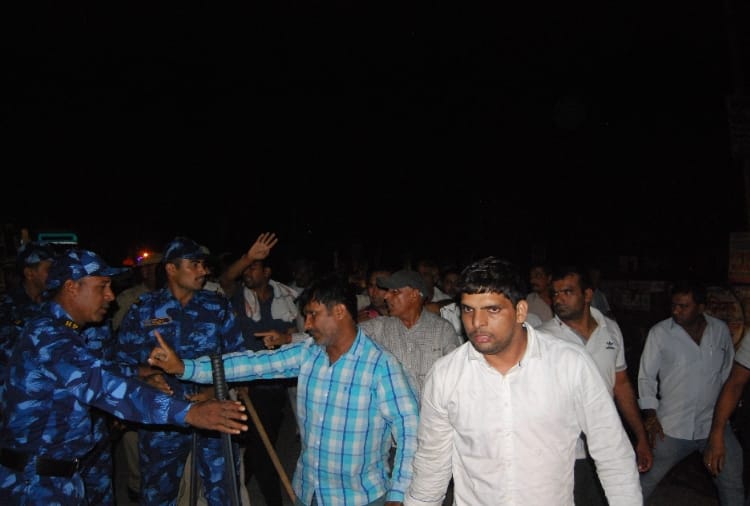 haryana roadways strike police lathi charge